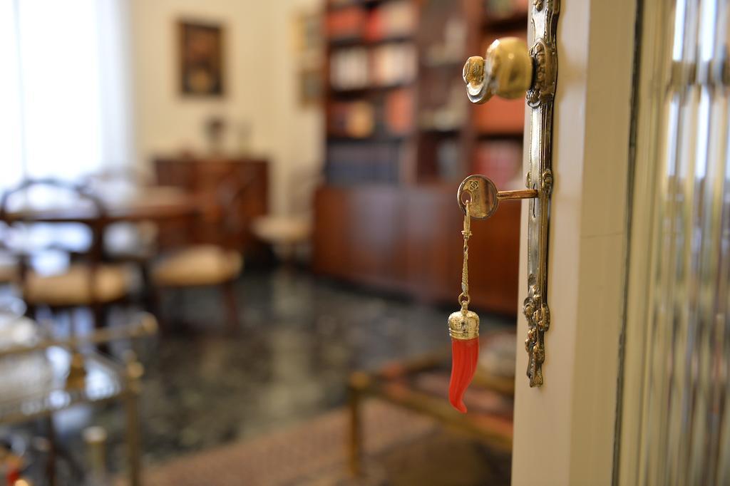 B&B Residenza Via Dei Mille Napoli Ngoại thất bức ảnh