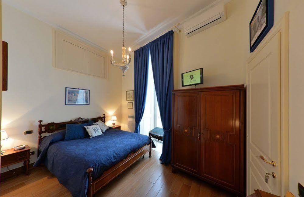 B&B Residenza Via Dei Mille Napoli Ngoại thất bức ảnh